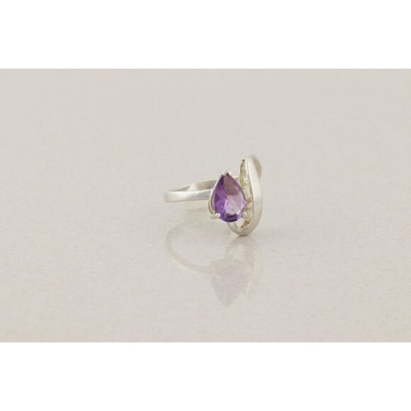 Sterling Silver Natural Purple Amethyst Ring Size 7 1/2 - Picture 3 of 9